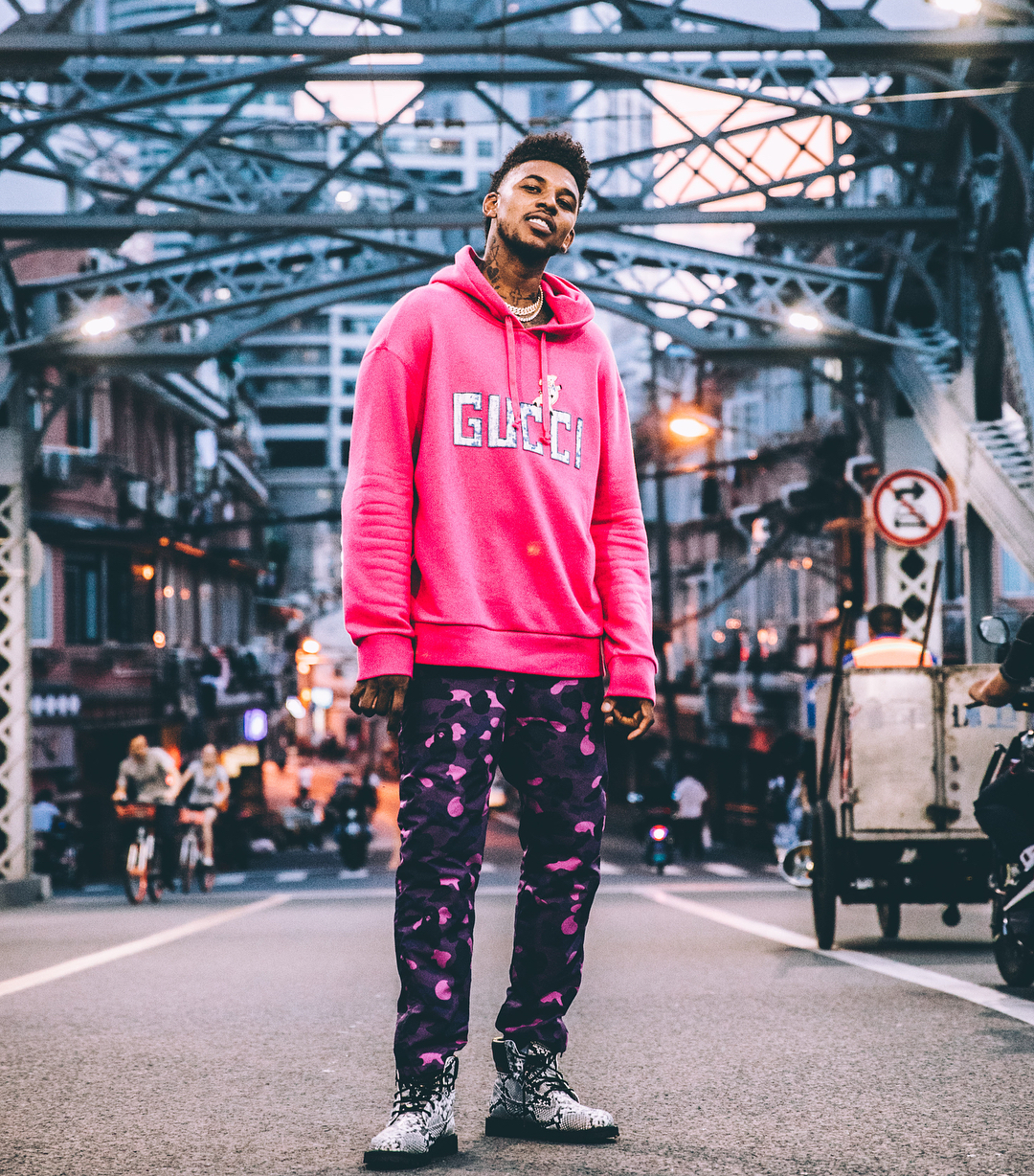 NBA：独行侠击败雄鹿 东契奇全场三双（NBA：独行侠力克雄鹿，东契奇砍下三双）