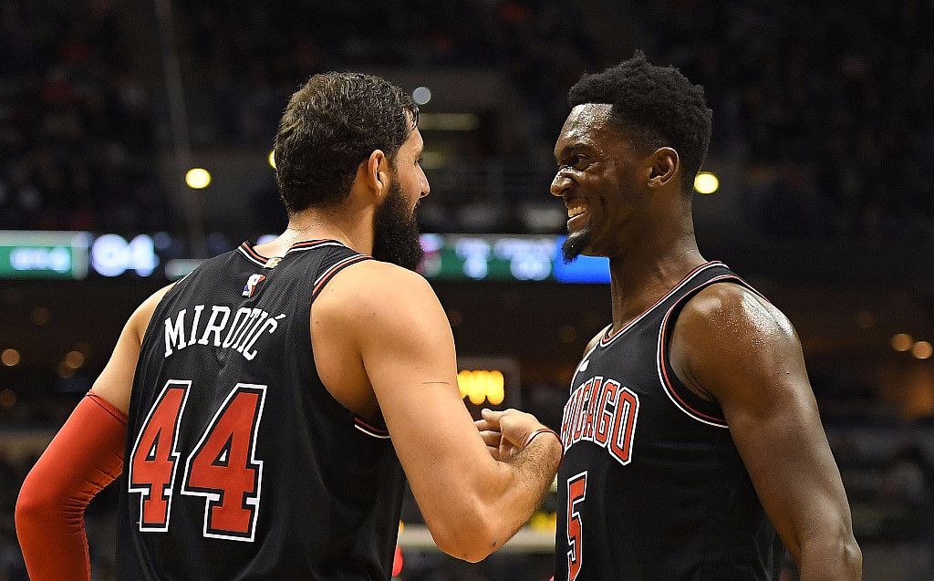 阿斯：阿隆索拥有绝对执教权威，皇马球员要认清这点并支持他（阿斯报：阿隆索执教权威不容置疑，皇马球员应认清并全力支持）