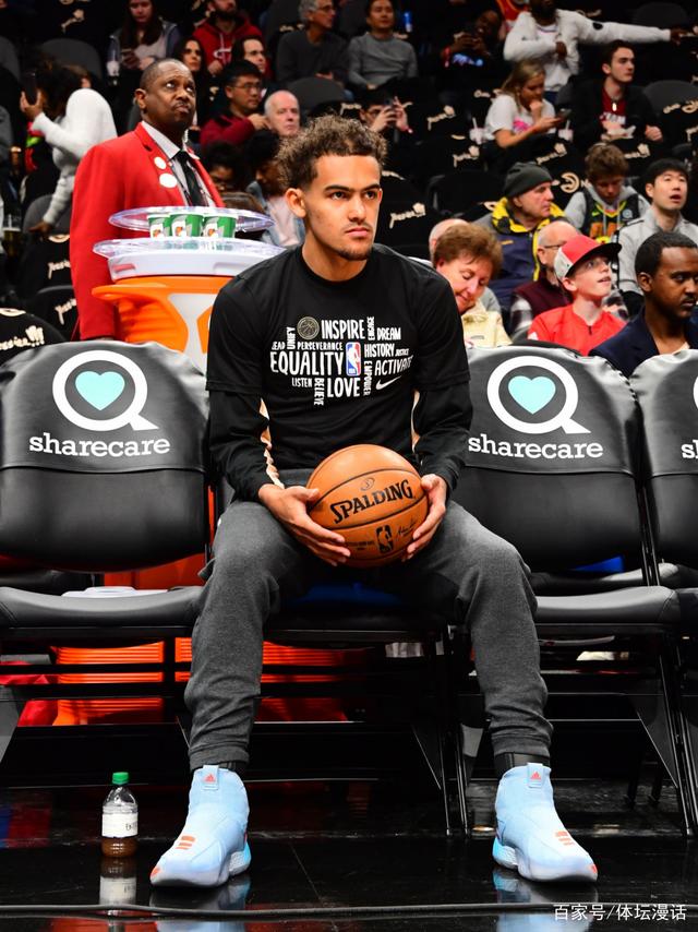 ATP年终总决赛：随着德米纳尔2-0，保留晋级希望，阿卡未战已出线（ATP年终总决赛：德米纳尔2-0取胜续命，阿尔卡拉斯未赛即出线）