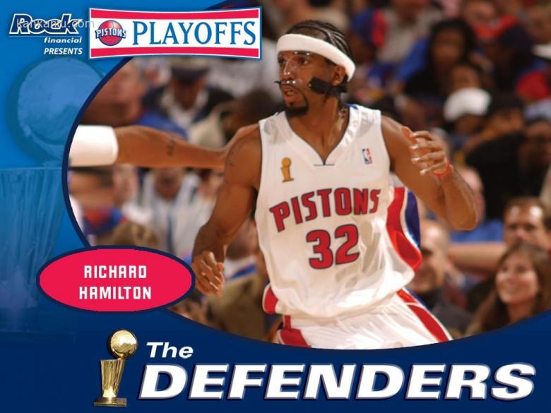 足球报：铁人引进邦本宜裕是庄毅慧眼识珠，明年续约问题不大（足球报：庄毅慧眼相中邦本宜裕，铁人明年续约基本无虞）