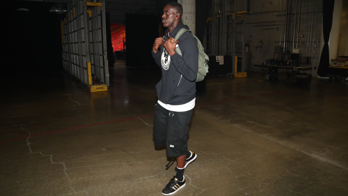 国乒男双首秀 战胜法国队豪取六连胜（国乒男双处子战擒法国队，强势收获六连胜）